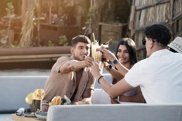 Raise your drink and toast the beauty of Los Cabos
